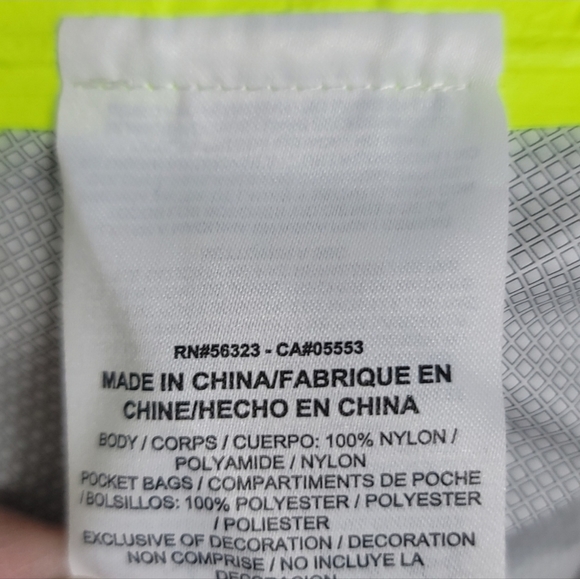 Nike running windbreaker size small great condition reflective lining - Picture 8 of 8